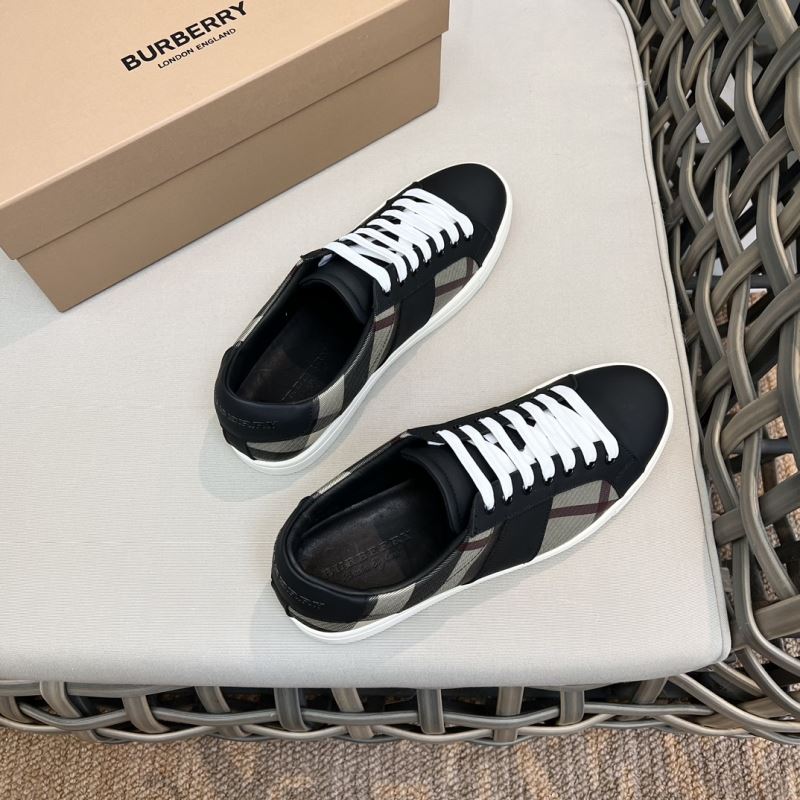 Burberry Low Shoes